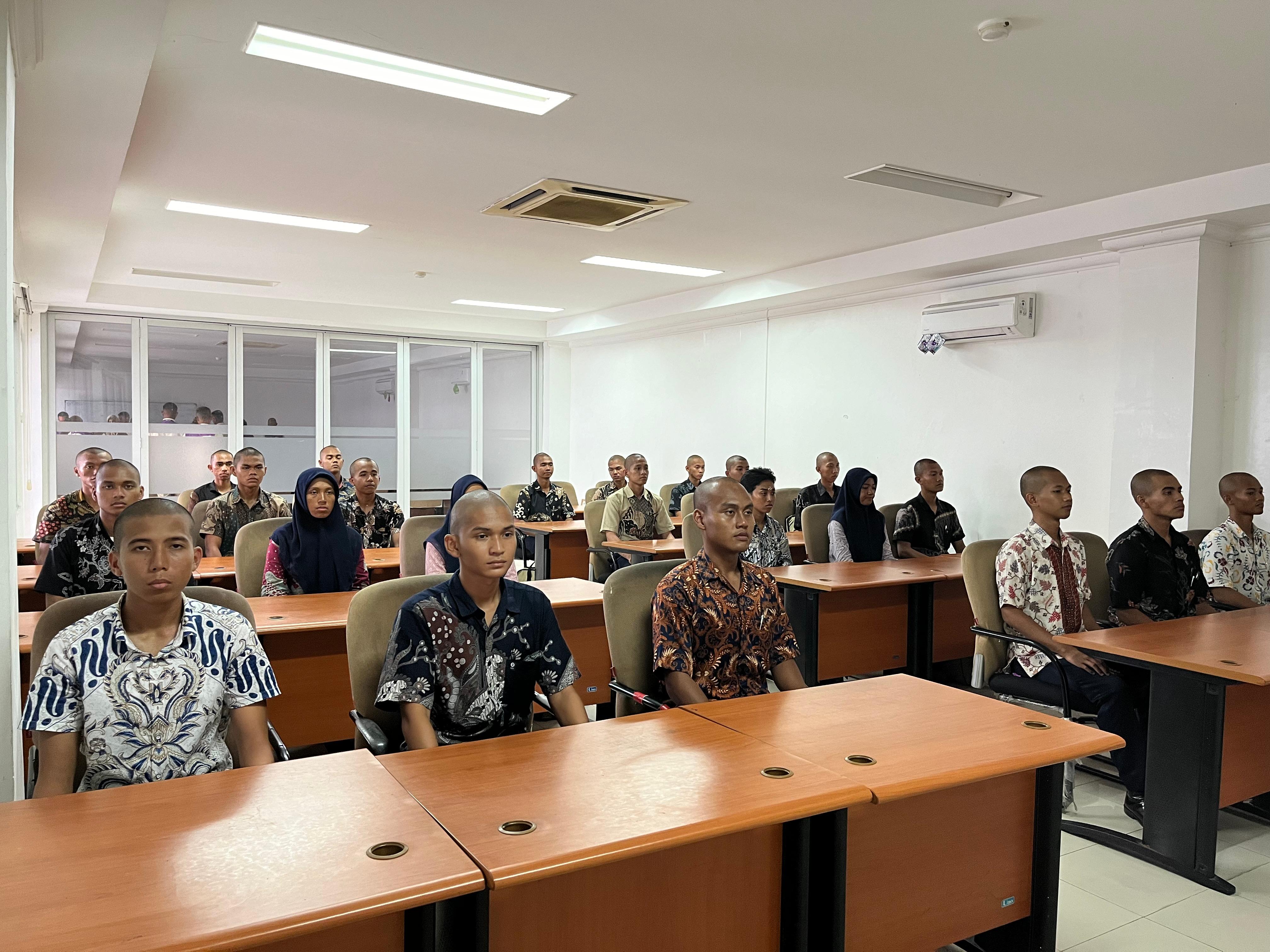 Ruang Kelas (7 ruangan)